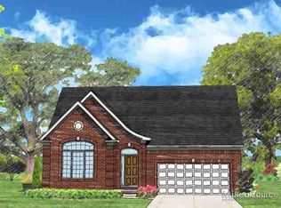 22653 Pigeon River Dr, Macomb, MI 48044