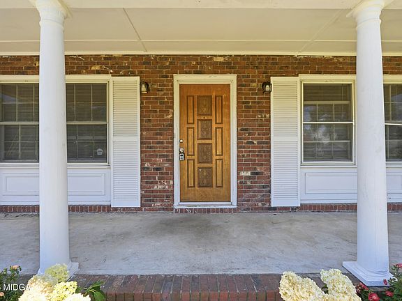 5th image of 1642 Winston Dr