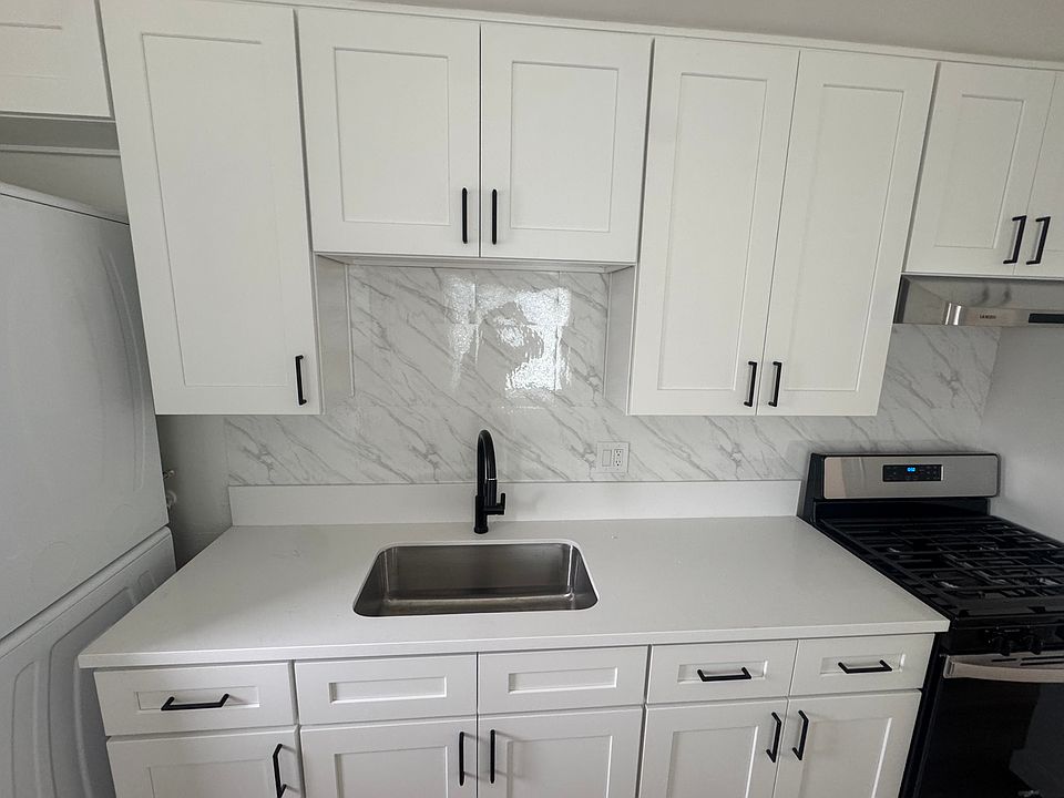 1st image of 3813 Bancroft St #3813