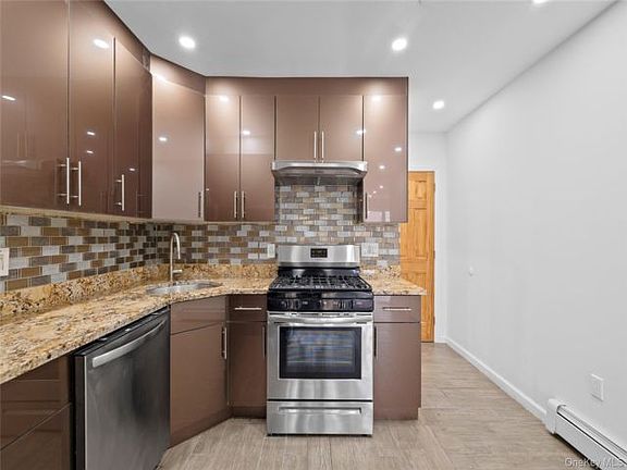 5th image of 168-31 Hillside Ave #F