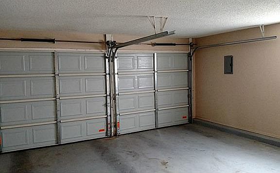 5th image of 10673 Holmes Dr