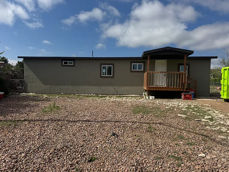 268 E Rolling Hills Dr — Photo 2