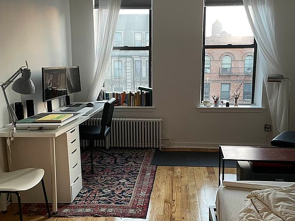 2nd image of 131 W 116th St APT 3A