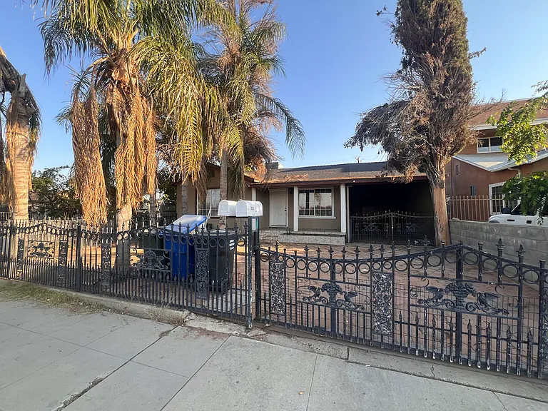 2810 Center St — Photo 24