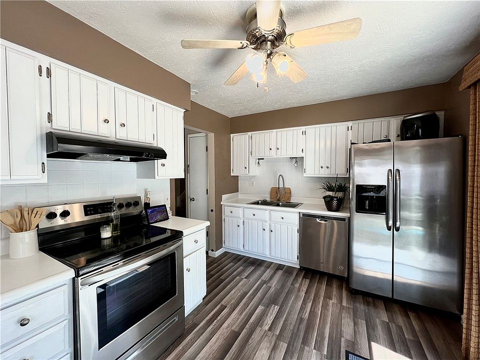 751 34th St, West Des Moines, IA 50265 Zillow