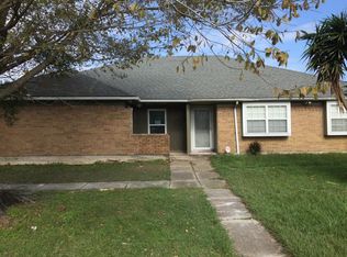 2011 Snowbird Dr, Harvey, LA 70058