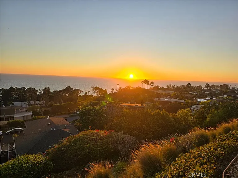 21702 Ocean Vista Dr #B — Photo 46