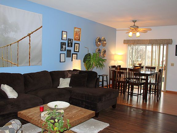 3rd image of 1701 Lake Pointe Ct