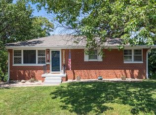 138 Kenmore Ave, Council Bluffs, IA 51503