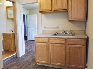 102 S Main St APT 32, Leon, IA 50144
