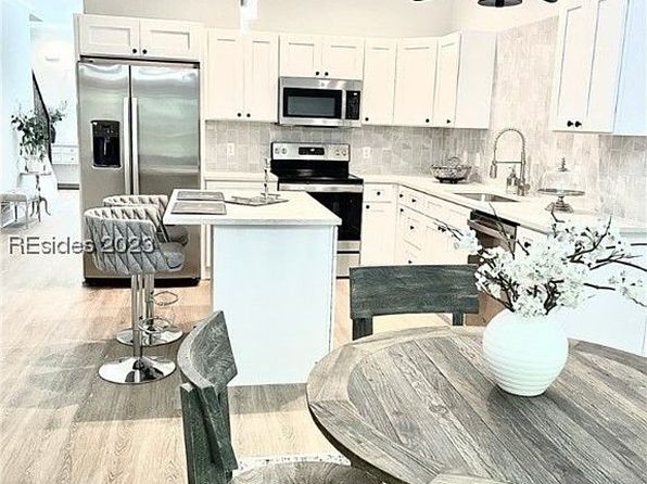34 Jib Sail Ct
