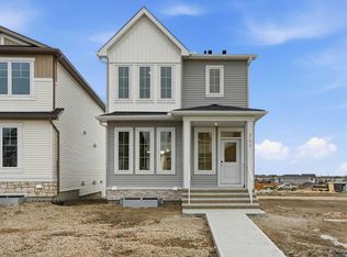 544 W Bridgeport St, Chestermere, AB T1X3E6