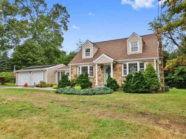 41 Hilltop Drive, Shelton, CT 06484