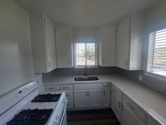4th image of 761-799 E 46th St #1006