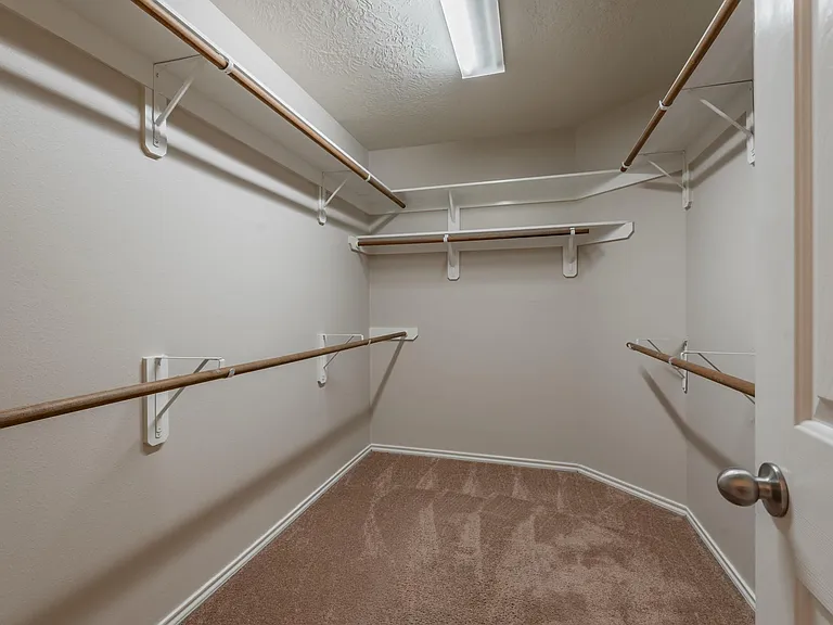 6707 Topsfield Point Dr — Photo 20