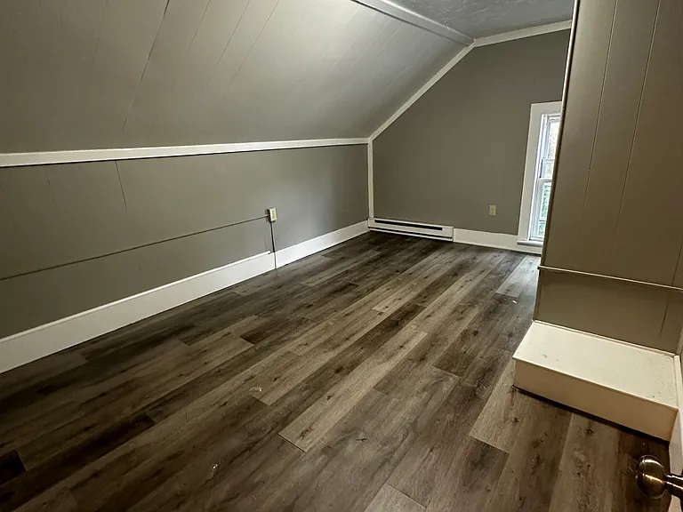 37 South St — Photo 15