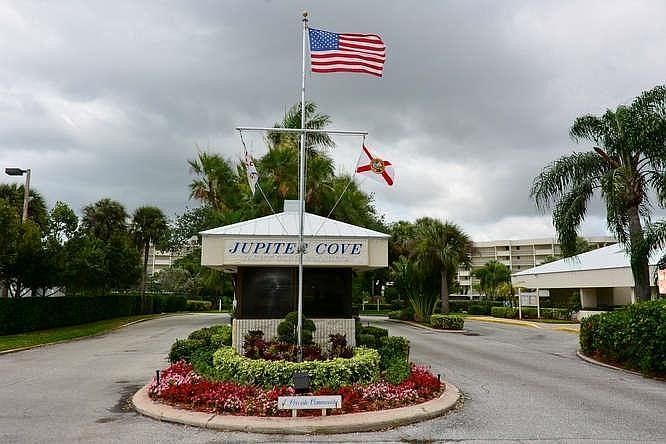 JupCove entrance.jpg