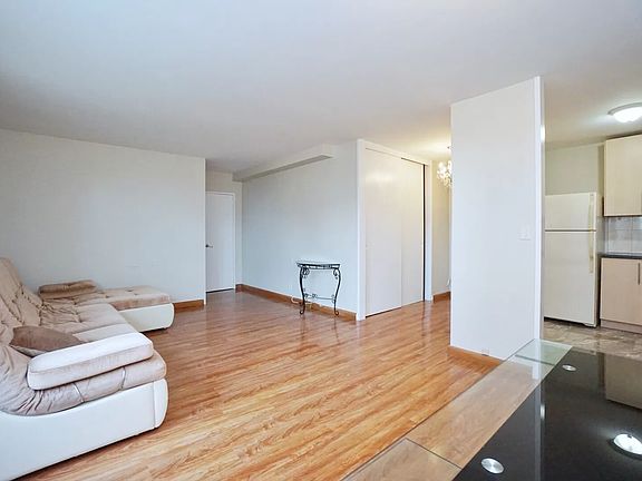 5th image of 448 Neptune Ave APT 19M