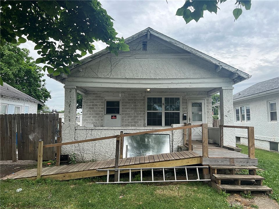 1st image of 8 N Virginia Ave