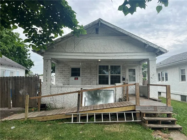 8 N Virginia Ave, Danville, IL 61832