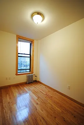 Rented by Bold New York | media 38