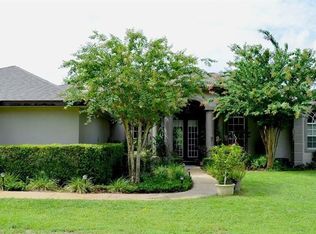 111 Community Dr, Debary, FL 32713