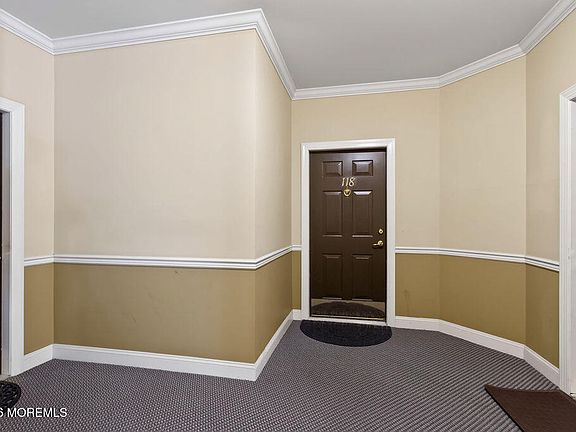 3rd image of 118 Sloan Ct
