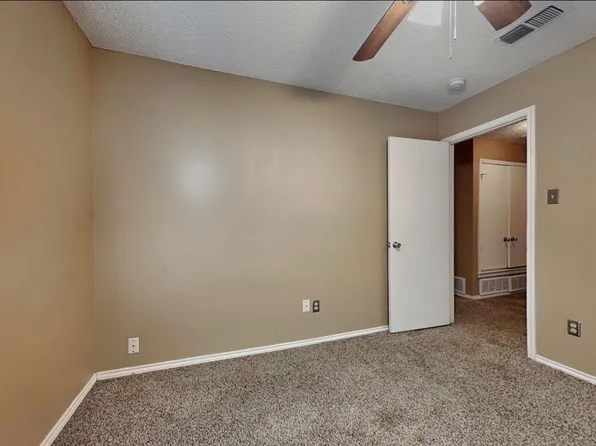 2131 Chapel Downs Dr #B3, Arlington, TX 76017
