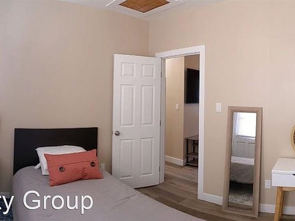 5th image of 415 Olive Ave #1