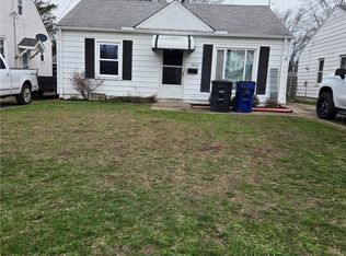 12812 Longmead Ave, Cleveland, OH 44135