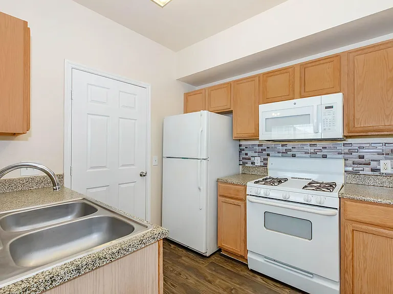 10342 River Run Blvd — Photo 19