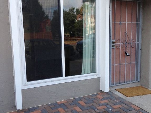 5th image of 4195 Illinois St