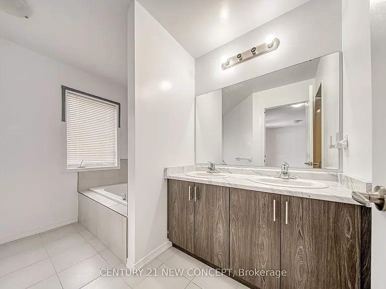 170 Diana Dr — Photo 19