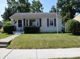 1009 Holbrook Ave, Waterford, MI 48328