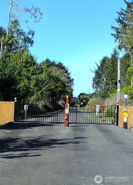 2nd image of 43 Dolphin Lane
