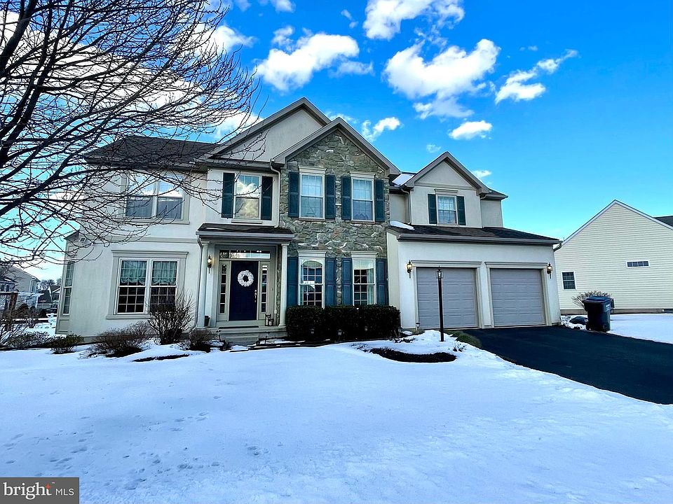 1st image of 241 Greystone Ln