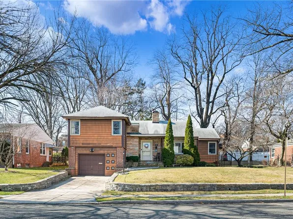 54 Inwood Street, Yonkers, NY 10704