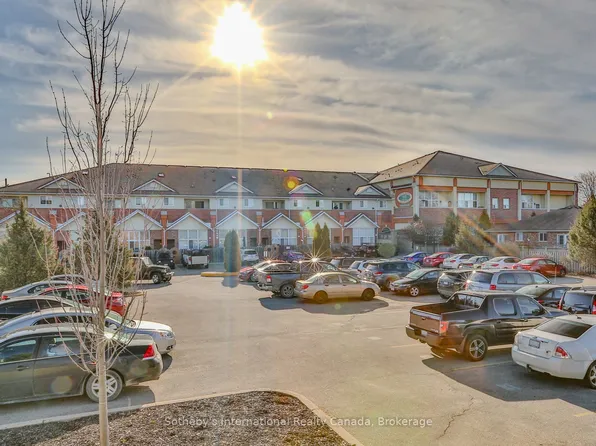 111 Grey St #213, Brantford, ON N3S 4V8