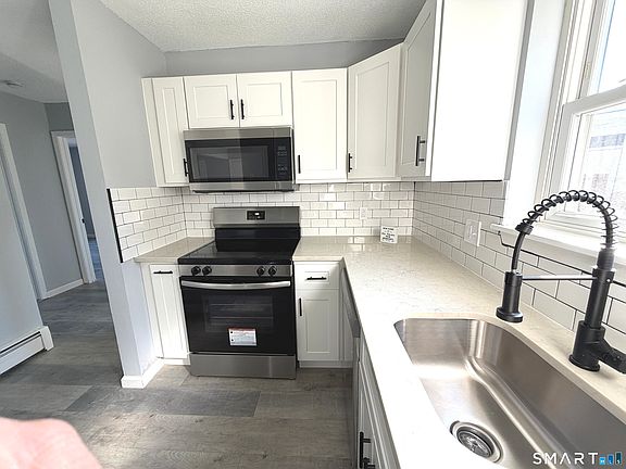3rd image of 226 Laurel Street #11