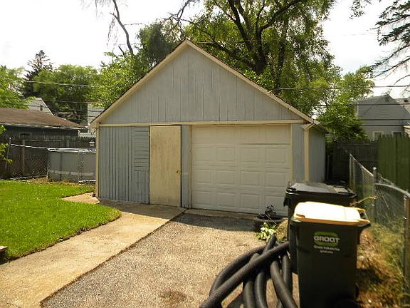 4th image of 414 Bellevue Dr