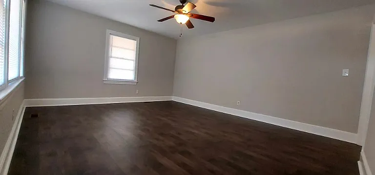 1105 Cedar Ln — Photo 6