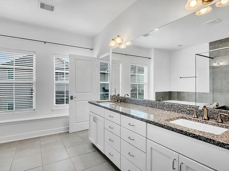 5521 Petty St — Photo 33