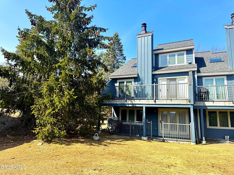 2nd image of 21 Juniper Hill Drive