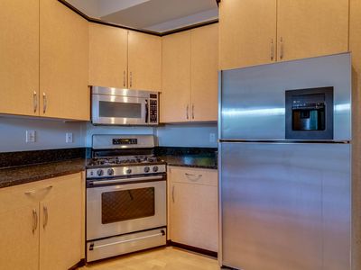 1888 N Water St APT 102, Milwaukee, WI, 53202