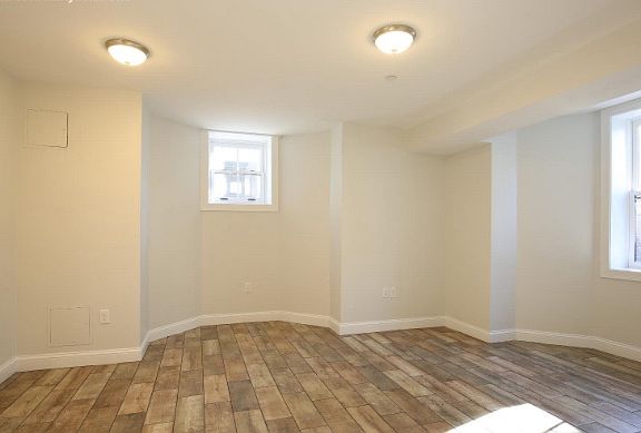 3rd image of 19 Lincoln Ave