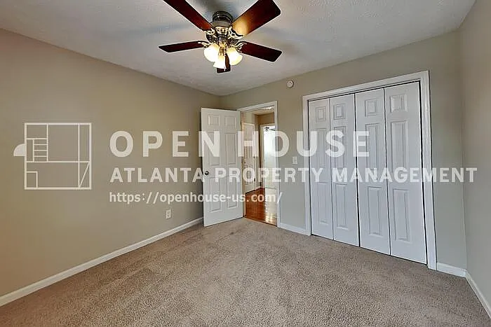 37 Christopher Dr — Photo 11