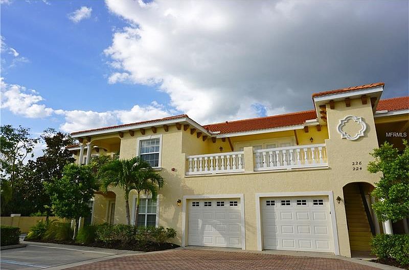 1st image of 228 Fairway Dr #228