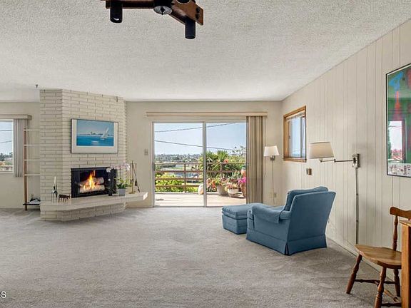 5th image of 2206 Palomar Ave