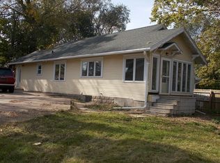 1555 Lacy Blvd, Sioux City, IA 51103