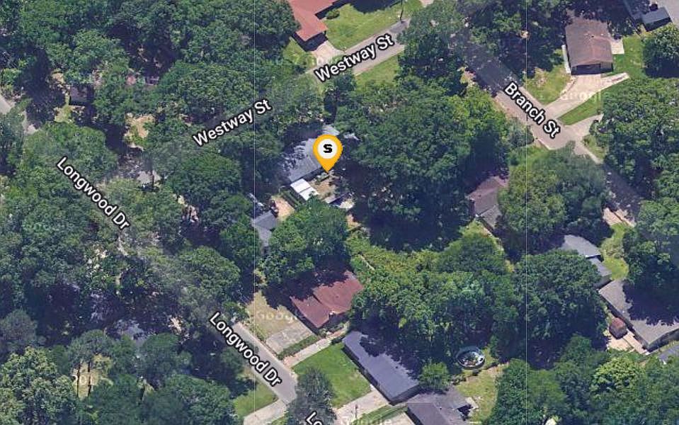 2nd image of 910 Westway St